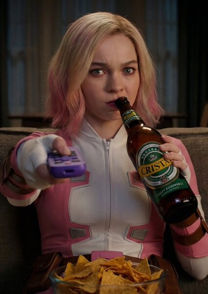 Emma Myers photo