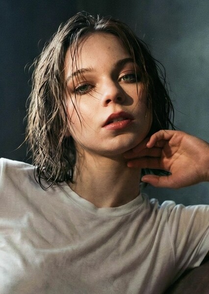Emma Myers photo