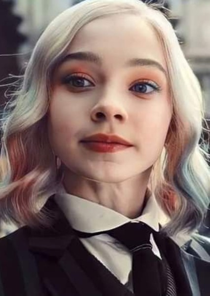 Emma Myers photo