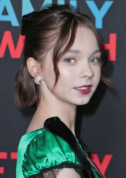 Emma Myers photo