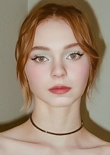 Emma Myers photo