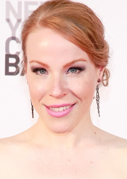 Emma Myles