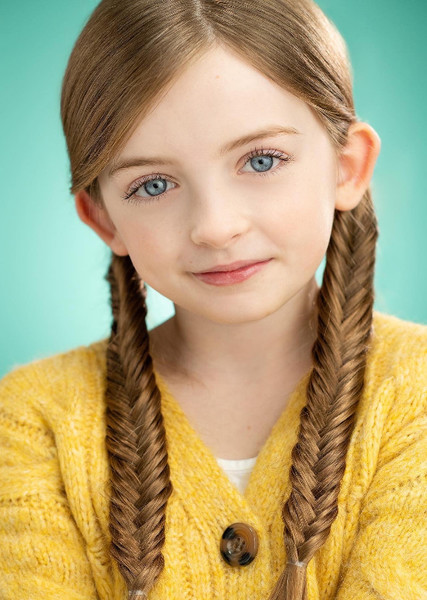 Emma Oliver photo