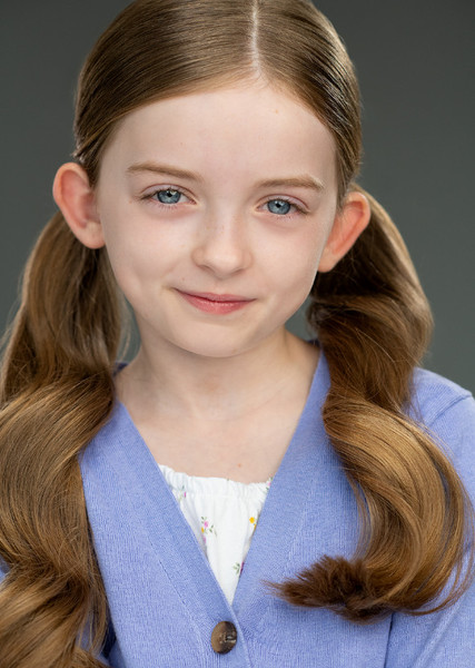 Emma Oliver photo