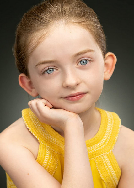 Emma Oliver photo