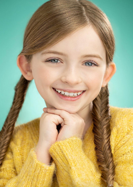 Emma Oliver photo