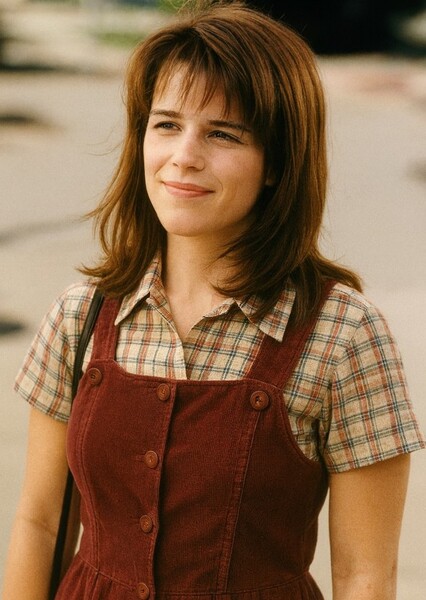 Emma Reese (Neve Campbell) photo