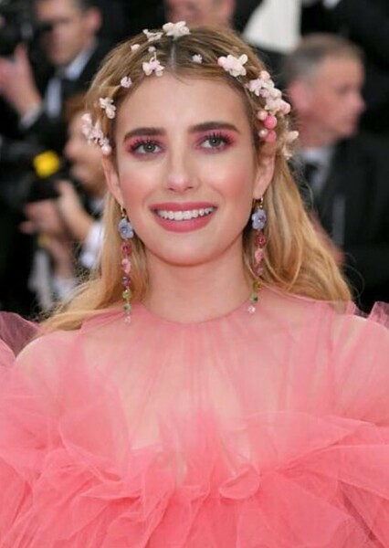 Emma Roberts photo
