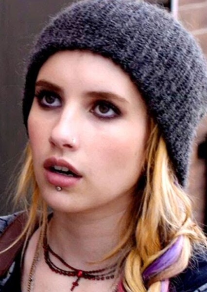 Emma Roberts photo