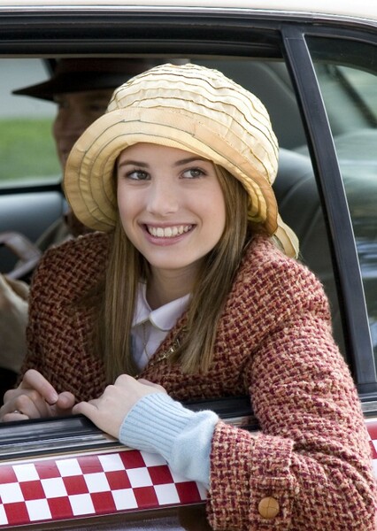 Emma Roberts photo