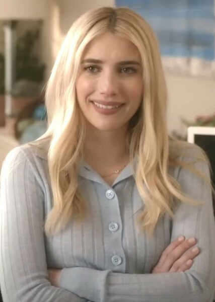 Emma Roberts photo
