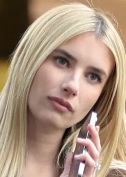 Emma Roberts photo