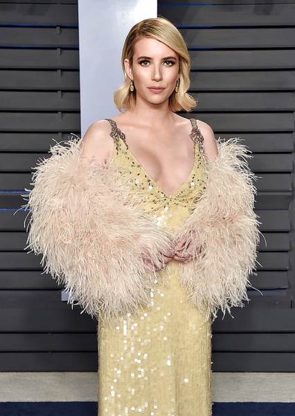 Emma Roberts photo