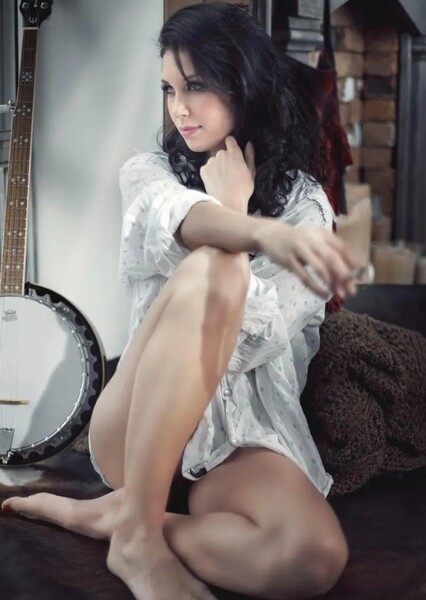 Emma Schellenberg photo