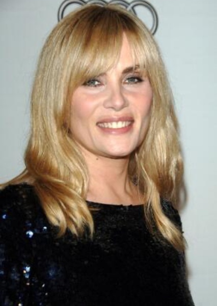 Emmanuelle Seigner photo