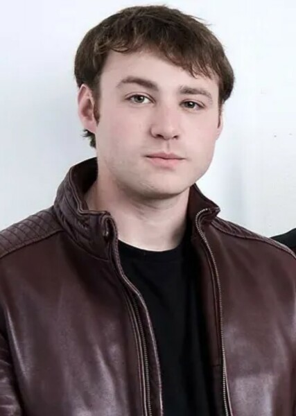 Emory Cohen photo