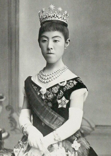 Empress Shōken