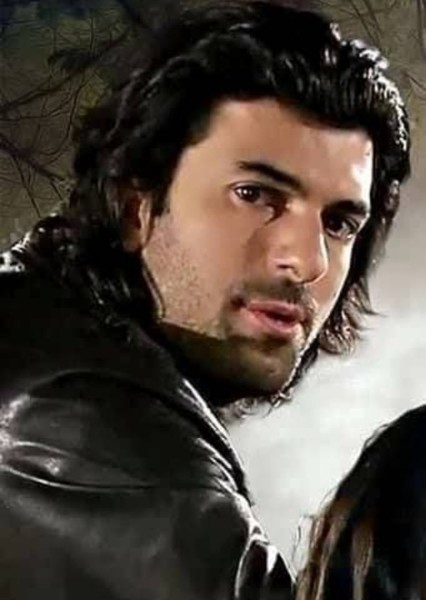 Engin Akyürek photo