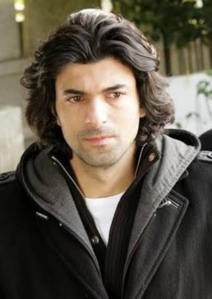 Engin Akyürek photo