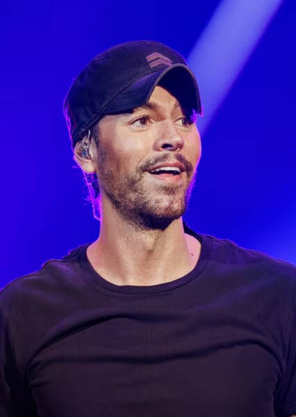 Enrique Iglesias photo