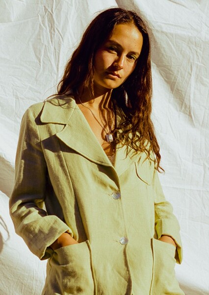 Erana James photo