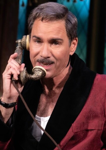Eric McCormack photo