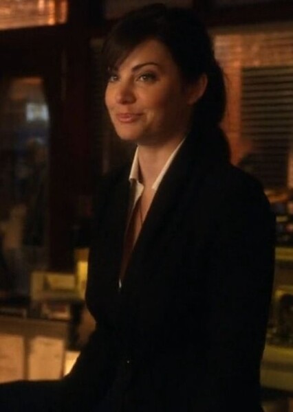 Erica Durance photo