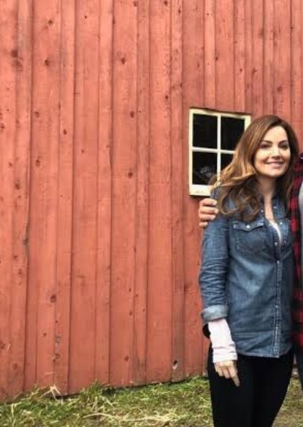 Erica Durance photo