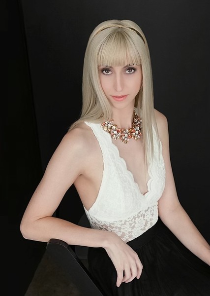 Erica Harlacher photo