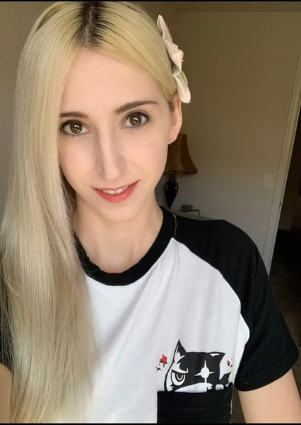 Erica Harlacher photo