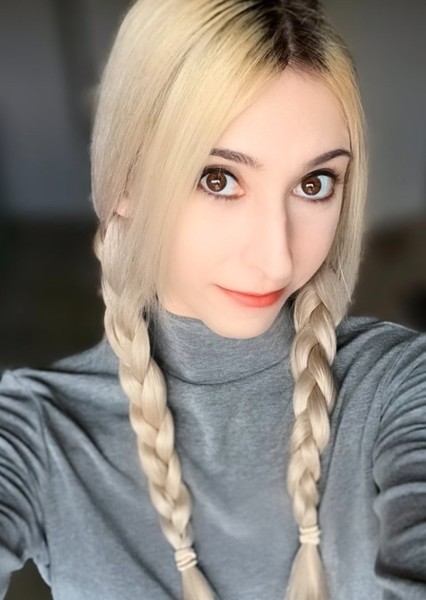 Erica Harlacher photo