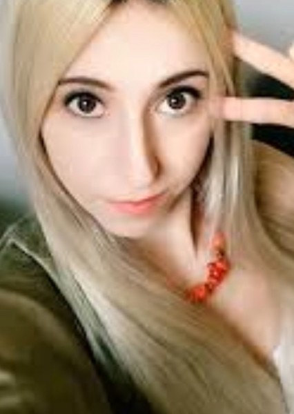 Erica Harlacher photo