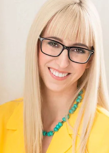 Erica Harlacher photo