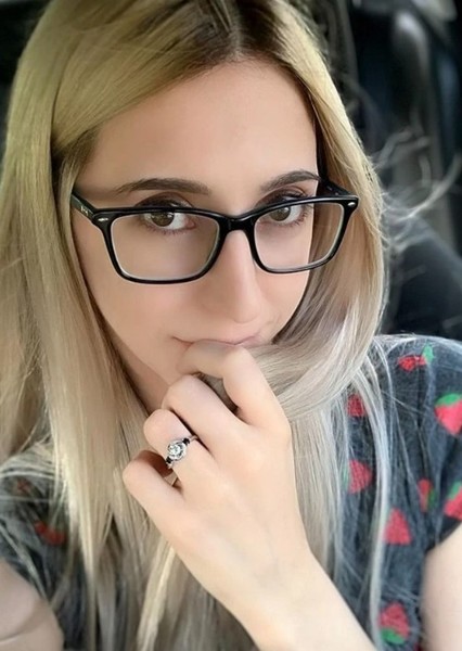 Erica Harlacher photo