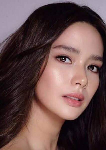 Erich Gonzales photo