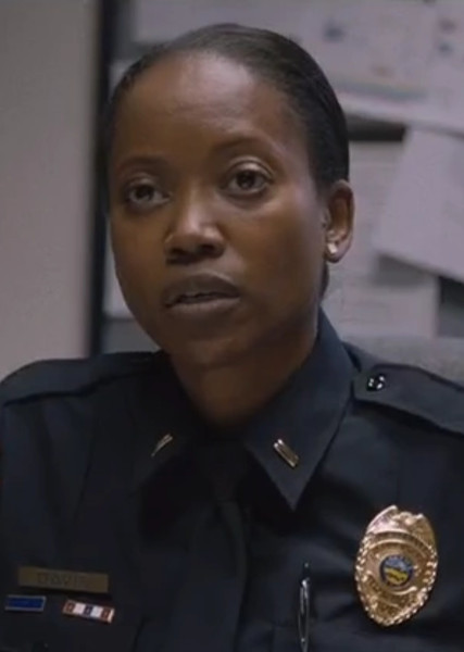Erika Alexander photo