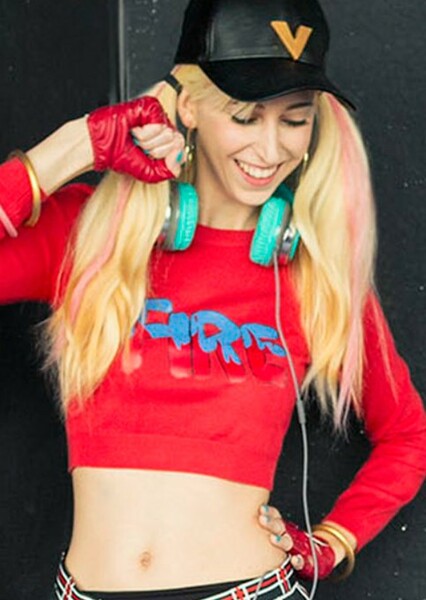Erika Harlacher photo