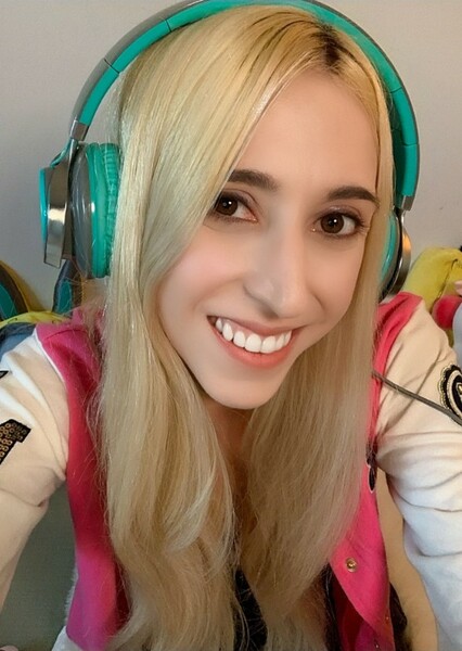 Erika Harlacher photo