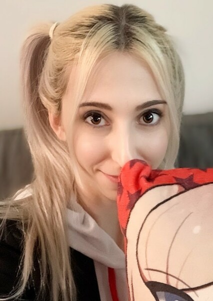 Erika Harlacher photo