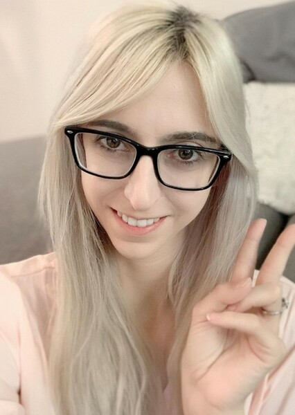 Erika Harlacher photo