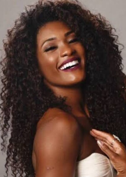 Erika Januza photo