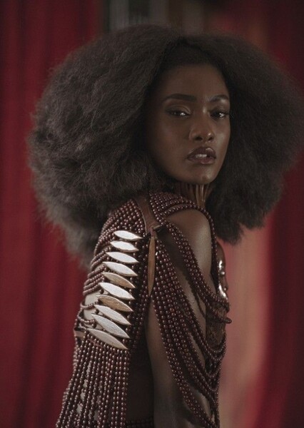 Erika Januza photo