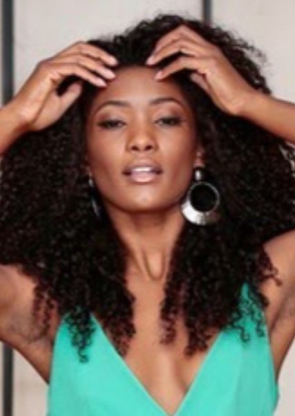Erika Januza