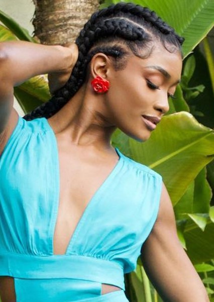 Erika Januza photo