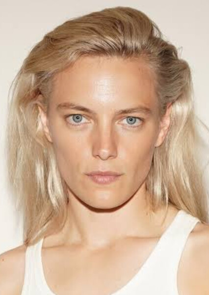 Erika Linder photo