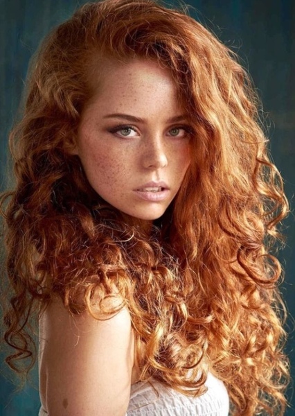 Erika Postnikova photo