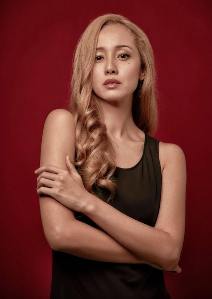 Erika Sawajiri photo