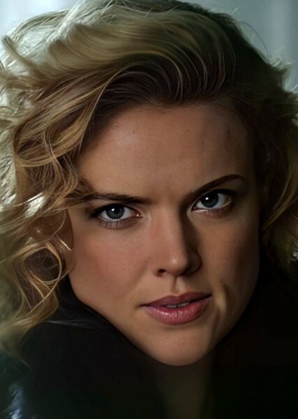 Erin Richards photo