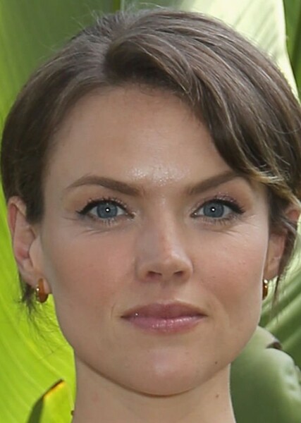 Erin Richards photo