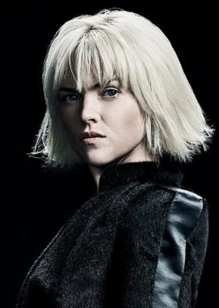 Erin Richards photo